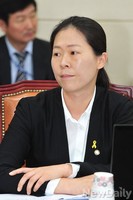 [포토]당선후 처음 국방위원회  참석한 권은희의원