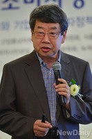 [포토] 소비자정책방향 포럼, 주제발표하는 조동근 명지대교수