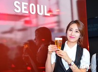 [포토] 아사히맥주 팝업스토어에 등장한 최희