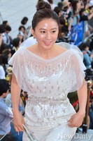 [포토] 김희애, 드레스에서 피부까지 '자체발광 동안미모'