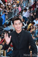 [포토] '별에서 온 그대' 김수현 네티즌 인기상 수상
