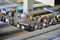 [포토] 서울역으로 들어오는 역귀성객