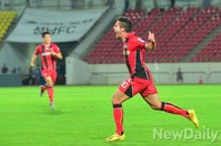 [K리그] 성남VS서울, 역전골에 포효하는 에벨톤