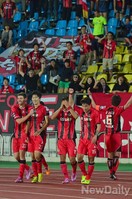 [K리그] 성남VS서울, 종료직전 역전골 성공한 고명진