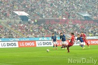 [K리그] 서울VS인천 패널티킥 차는 서울FC 김진규