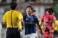 [K리그] 서울VS인천 후반15분 레드카드 받은 이천수