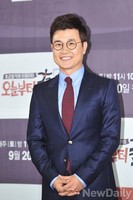 [포토] 또 다시 회사생활 시작하는 김성주