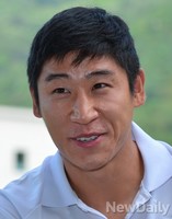 [포토] 카타르로 이적하는 이근호, 16일 전역