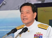 [포토] 함상토론회 개회사하는 황기철 해군참모총장