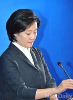 [포토] 어두운 표정의 박영선 원내대표