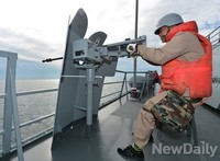 [포토] 왕건함, 서해상 가상의 적 나타나자 총원 전투배치