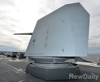 [포토] 한국형 구축함 왕건함127mm 함포