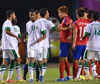 [포토] 신경전 벌이는 한국 대 사우디