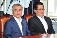 [포토]새정치 비상대책위원장 추천 위해 모인 문재인-박지원