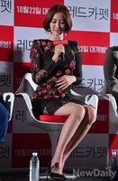 [포토] 레드카펫, 앉은 마네킹 고준희