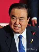 [포토] 인사말 하는 '문희상' 새정치 비대위장