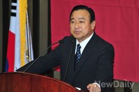 [포토] 모두발언 하는 이완구 원내대표