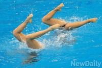 [인천AG] 女싱크로 듀엣 결승, 구슬-김가영 환상적인 연기