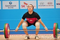 [인천AG] 여자역도 63k급  김수경 용상 1차시기 성공