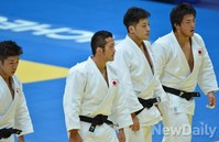 [인천AG] 우즈벡에게 발목 잡힌 일본 유도선수들