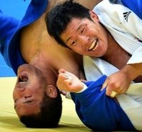 [인천AG] 득점하는 김재범..남자 유도 단체전 결승 진출