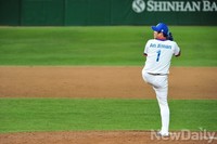 [인천AG] 안지만 '오늘은 힙합모자 대신 단정한 마무리'
