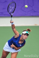 [인천AG] 테니스 여자단식, 이예라 '회심의 강서브'