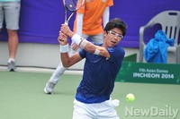[인천AG] 테니스 남자단식, 정현 '강력한 백핸드 스매싱'