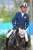 [인천AG] 승마 종합마술, 2관왕 차지한 송상욱 선수