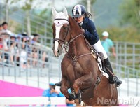 [인천AG] 승마 28년 만에 종합마술 '금메달'