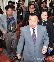 [포토] 세월호 유가족대표, 여야 원내대표와 재회동