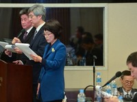 [포토] 성명서 발표하는 부패정치개혁 국민행동 대표단