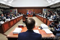 [2014국감] 국방부 국정감사, 질의 답하는 한민구 장관