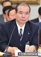 [2014국감] 국정감사 출설한 이종구 수협회장