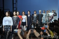 [서울패션위크] 송자인 패션쇼 피날레