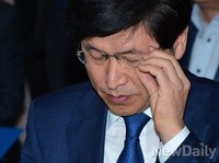 [2014국감] 국감장에 출석한 김형철 이데일리사장