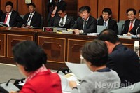 [2014국감] 질문에 답하는 KBS 조대현 사장