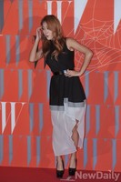 [포토] 힐 때문에 넘어질 뻔한 소유