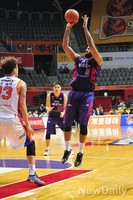 [포토] 슛 날리는 고양 오리온스 길렌워터