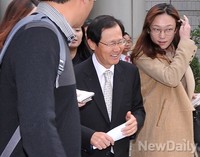 [포토] 법원나서는 박찬구 금호석유회장