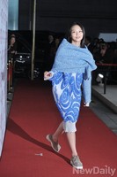 [VFNO] 이솜, 추울 줄 알고 입은 패션