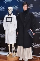 [포토] 키엘 마스코트'미스터 본' 기죽이는 이영진의 포스