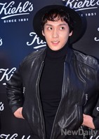 [포토] 올 블랙으로 멋을 낸 최태준