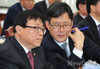 [2014국감] 국감 참석한 이동필 농수산식품부 장관