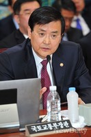 [2014국감] 답변하는 서승환 국토교통부 장관