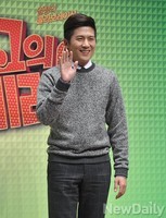 [포토] 결혼하는 홍경민 품절남 포즈