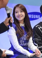 [포토] 신입사원 민아 '해맑은 미소'