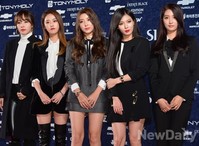 [2014 SIA] 포미닛의 드레스코드는 블랙앤 그레이