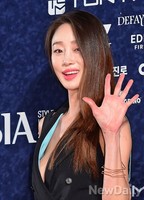 [2014 SIA] 男心 훔치는 최여진의 인사