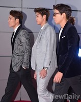 [2014 SIA] 나란히 입장하는 슈스케6 스타들